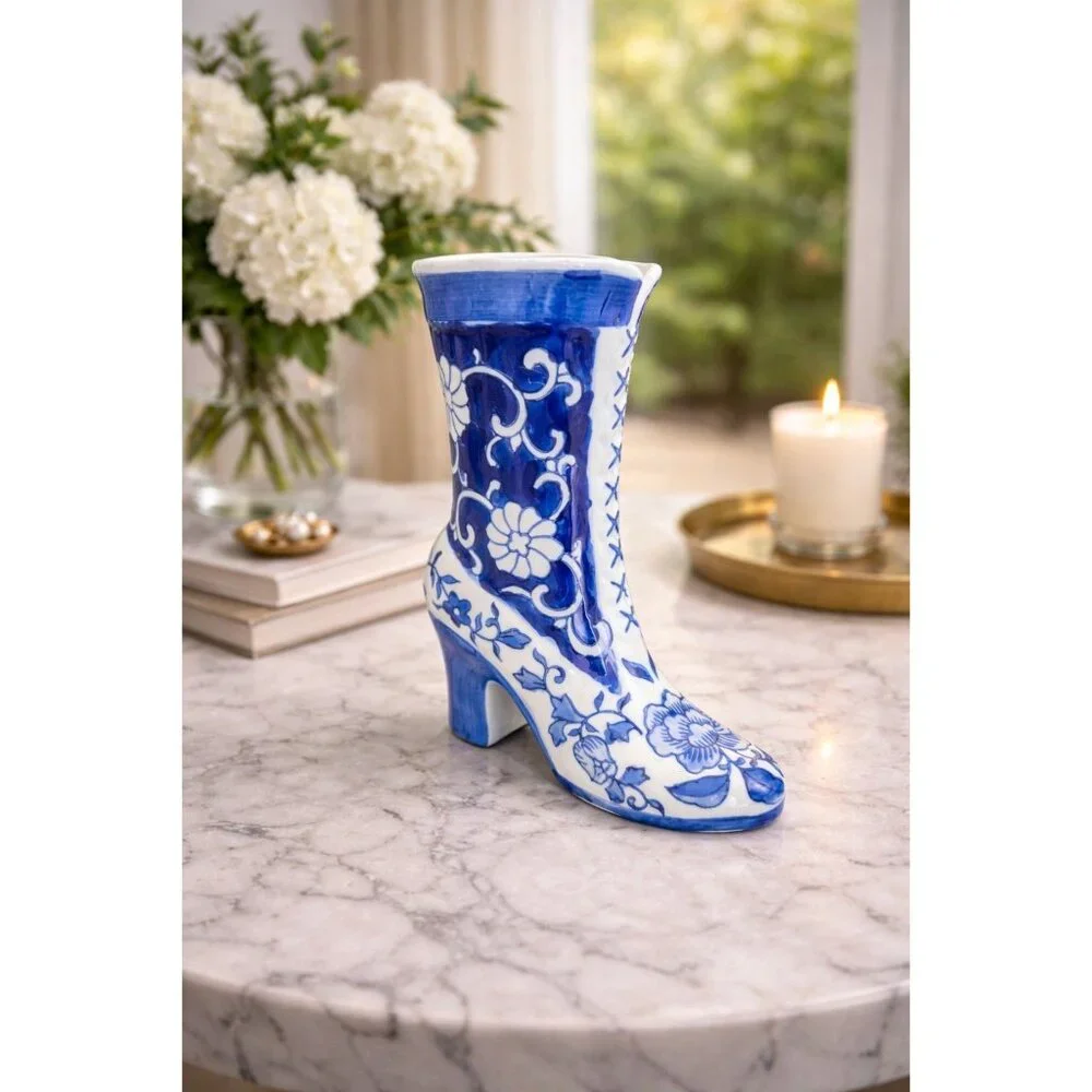 Vintage Victorian Chinese Porcelain Blue & White Floral Shoe Boot Vase 7